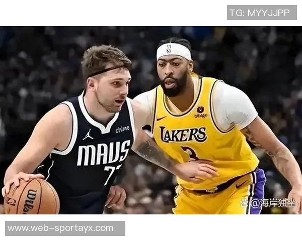 东契奇能否赛季场均40分引热议里夫斯称赞他的表现令人难以置信