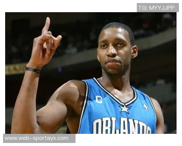 卡尔盛赞斯潘塞琼斯具备十年NBA生涯的激情与智慧超越身体天赋